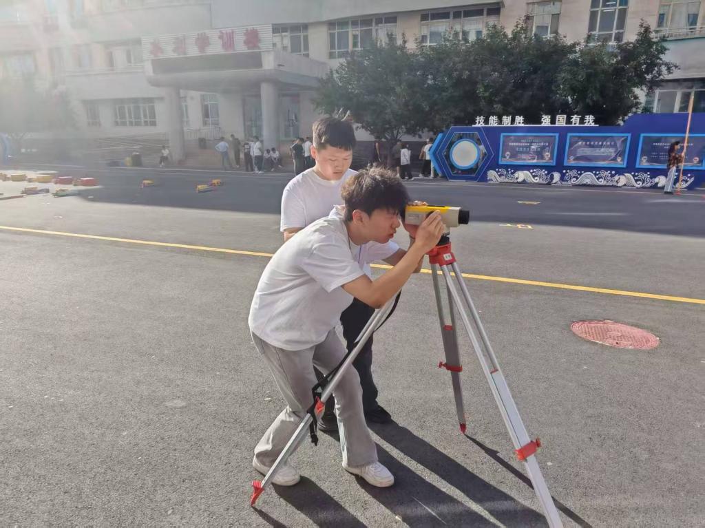 a9344e0dc0b4023bae9a4bfe3d4b863